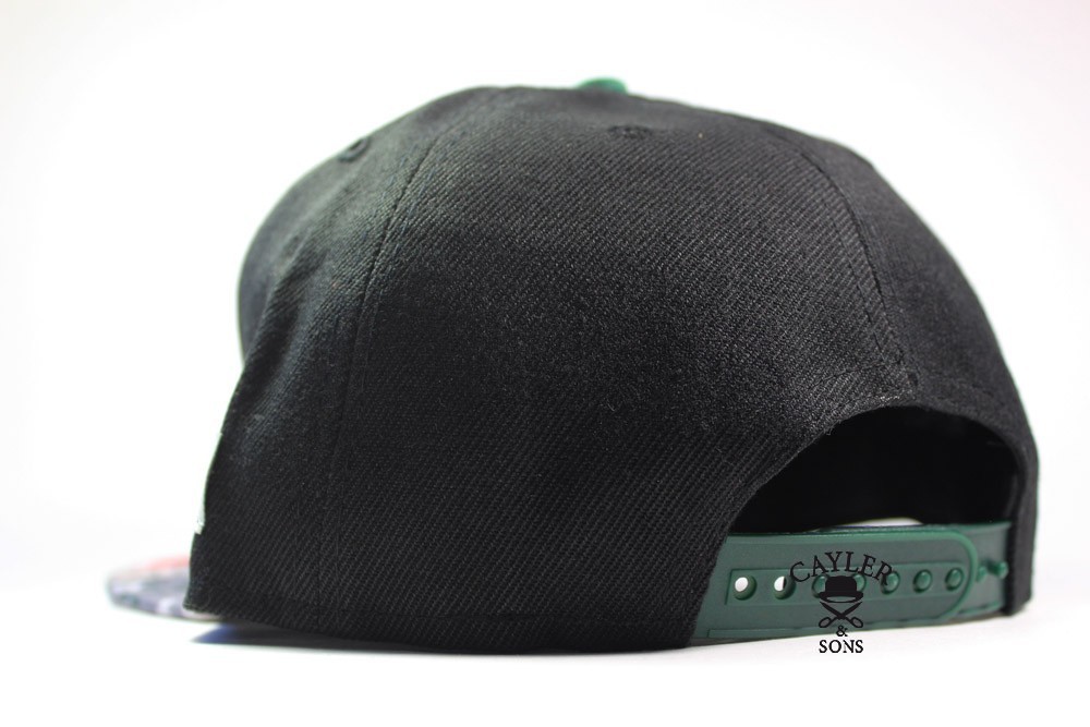 Snapback Cayler and Sons Brooklyn Crooklyn снебеки американские