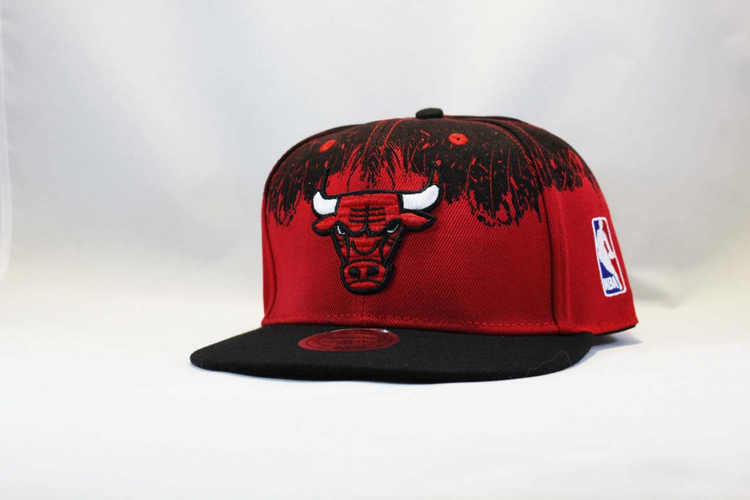 кепка Snapback Chicago Bulls Red Black New Era черная с крастным