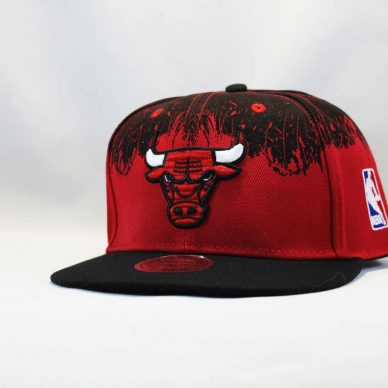 кепка Snapback Chicago Bulls Red Black New Era черная с крастным
