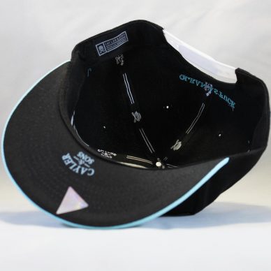 кепка Snapback Cayler and Sons Diamond черная с голубым корызрьком