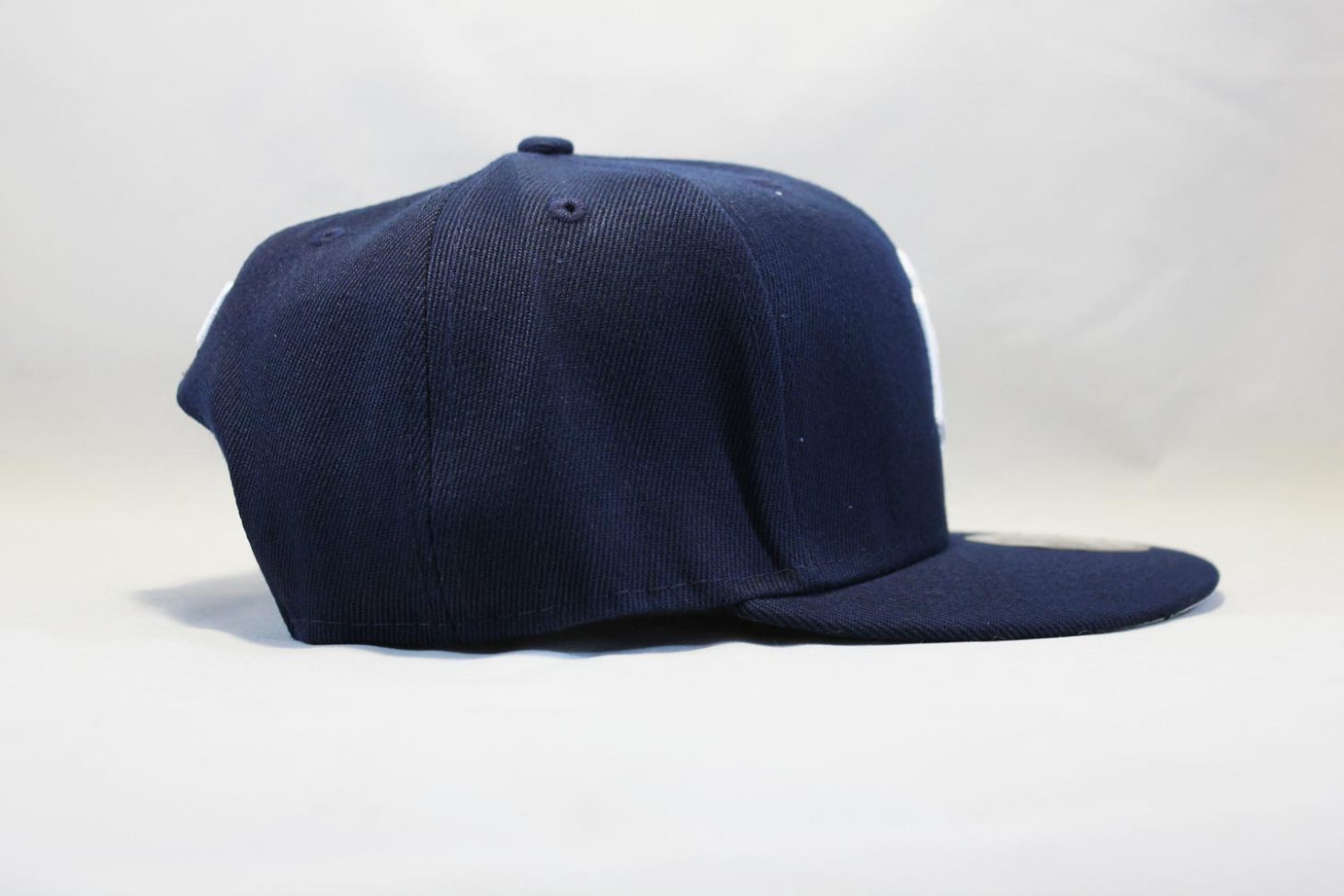 прямой ровный козырек кепка Snapback New Era New York Yankees темно-синяя купить