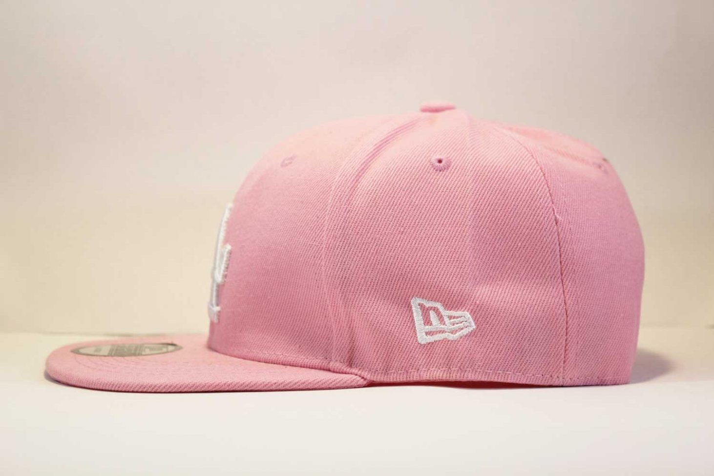 розовая бейсболка кепка snapback LA Los Angeles New Era pink розовая купить
