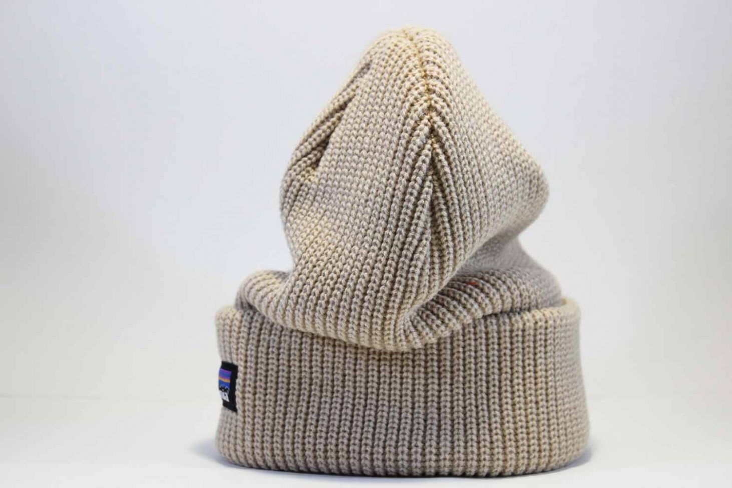 где купить оригинал шапка beanie patagonia бежевая купить Украина теплая зимняя