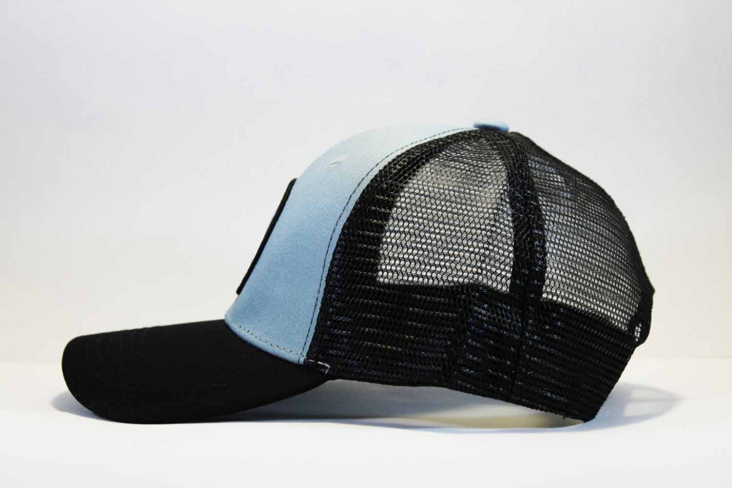 где купить оригинал кепка trucker the north face синяя в сеточку купить оригинал