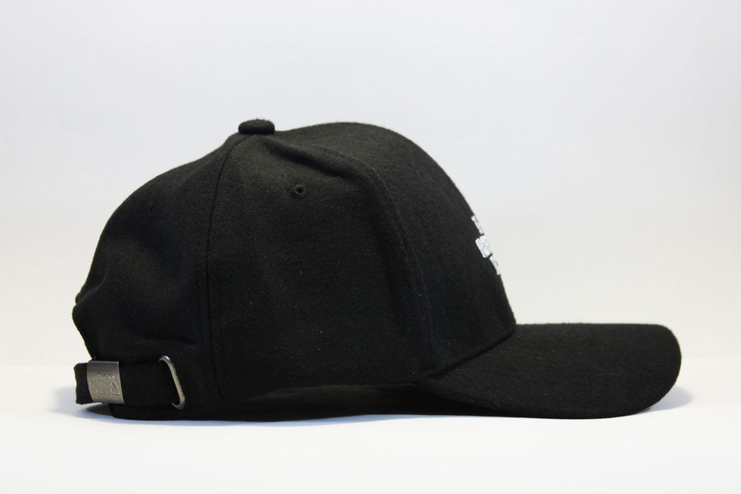 круглый козырек замшавая кепка бейсболка the north face black черная классическая