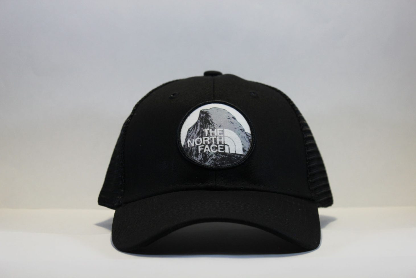 норс фейс оригинал кепка trucker the north face черная в сеточку тракер
