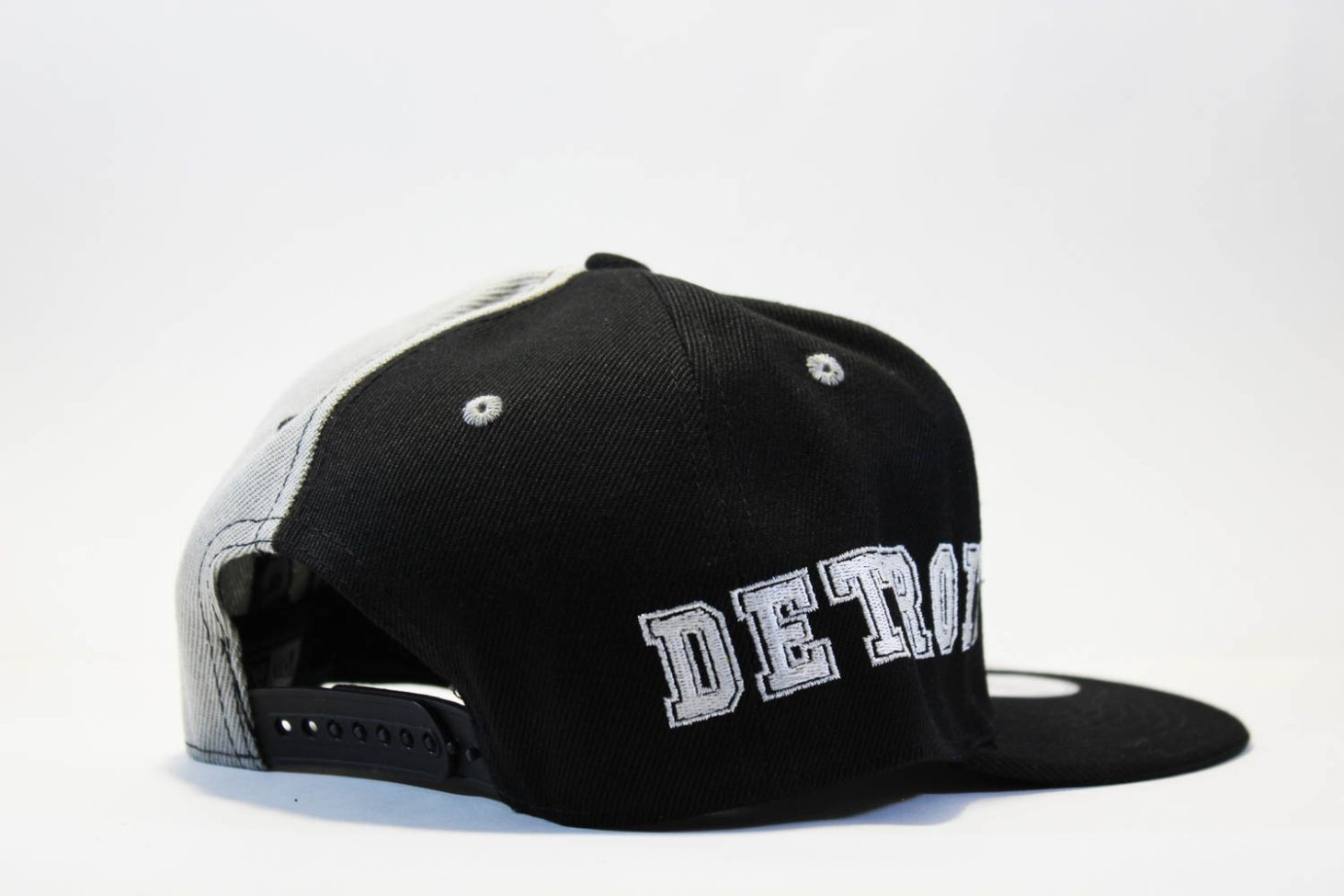 детройд США кепка snapback Detroit Tigers пол цвета сера черная New Era