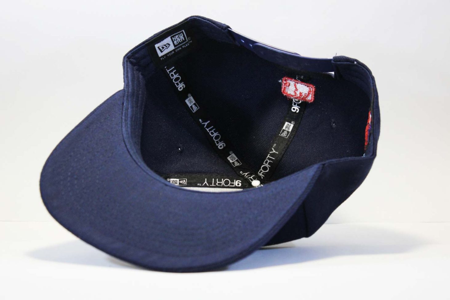 где купить американские бейсболка кепка snapack yankees new era темно синяя красный логотип
