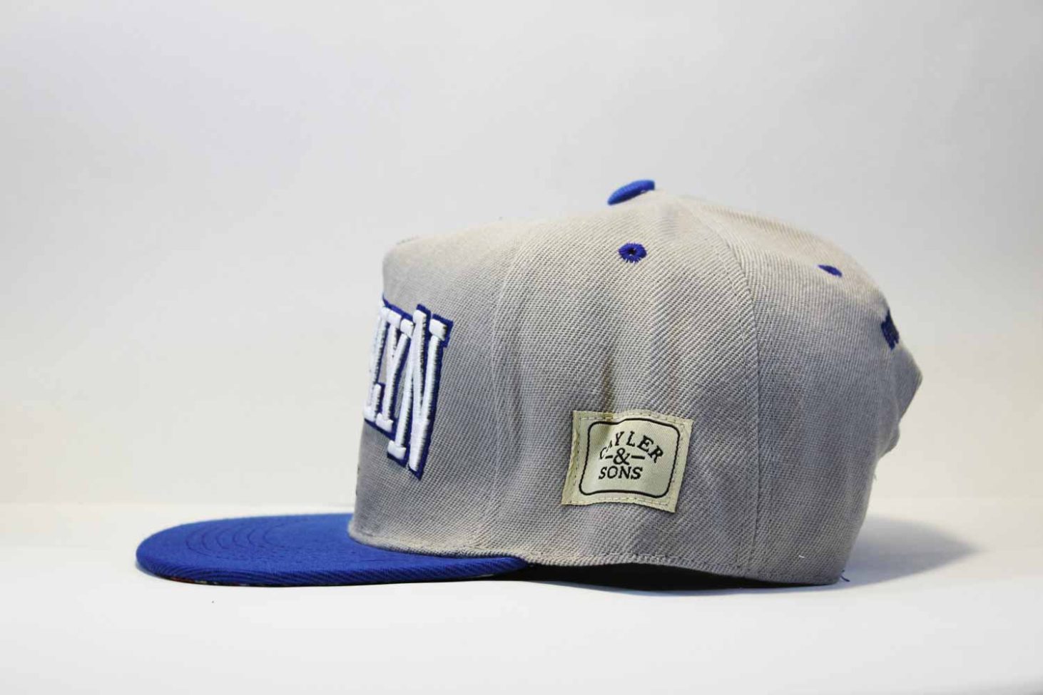купить Укарина кепка snapback бейсболка Brooklyn SoxxX Cayler and Sons купить