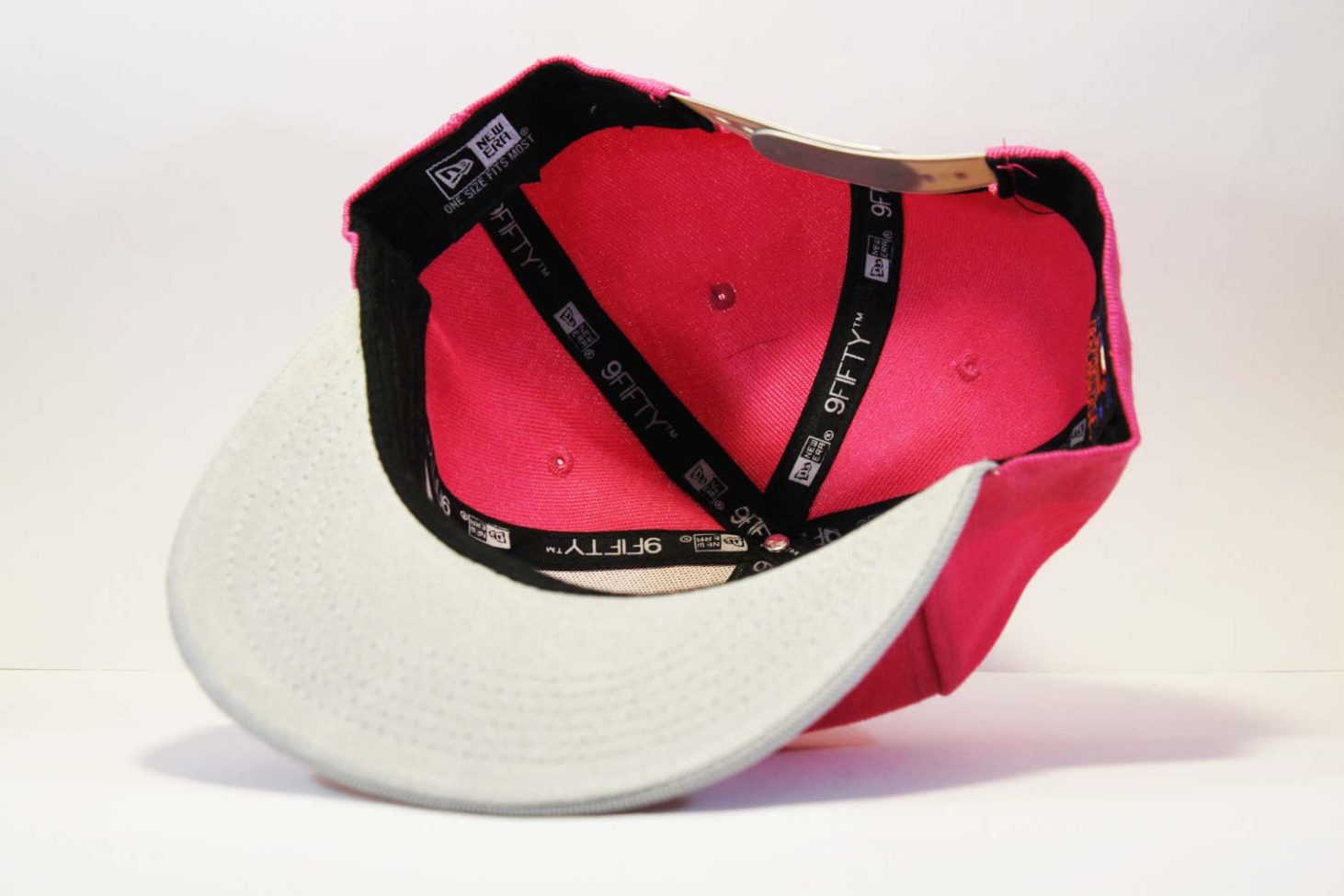 нью эра Украина магазин кепка Snapback Yankees розовая New Era New York logo оригинал